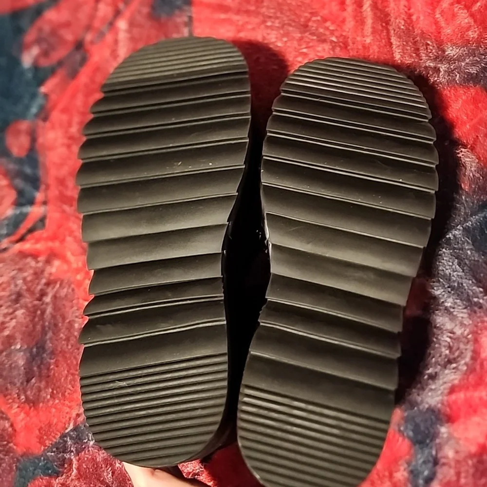 Demonia Wave 9 Platform Sandals - Picture 6 of 8